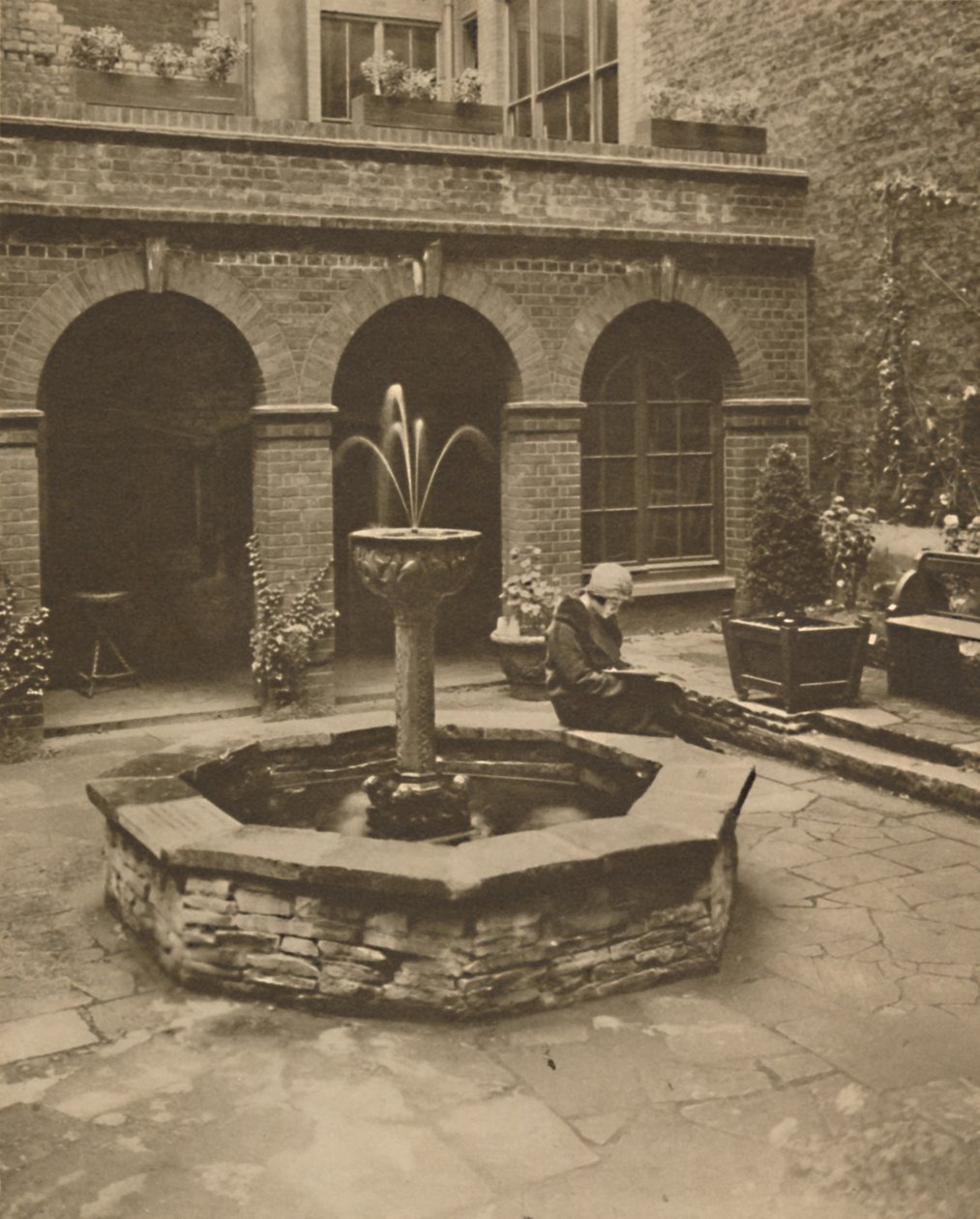 Aziz Ethelburga Mezarlığı, Piskopos Kapısı, Yaşayanlar İçin Bir Dinlenme Yeri, c1935. by Unbekannt