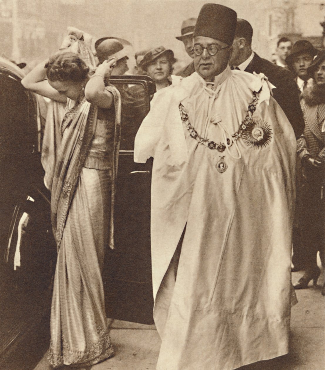 H.H. Prens Ağa Han ve Begüm Ağa Han, 12 Mayıs 1937 by Unbekannt