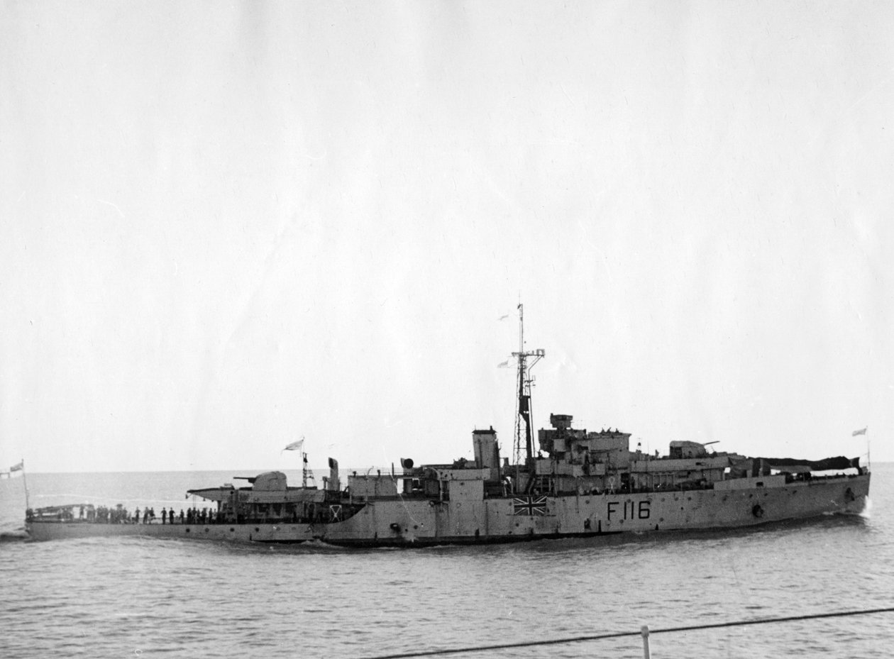 HMS Ametist, Yangtze Nehri üzerindeki eylemden sonra, 20 Nisan 1949 by Unbekannt