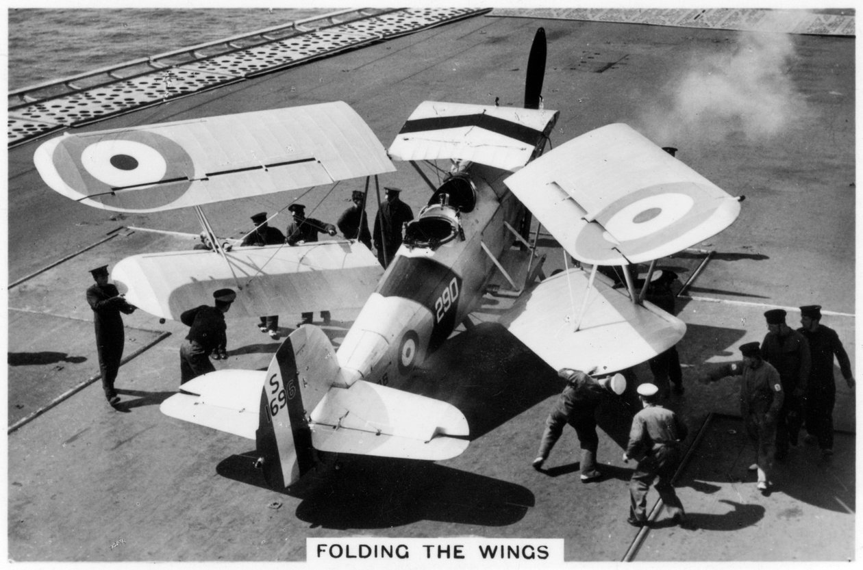 Hawker Osprey, uçak gemisi HMS Eagle