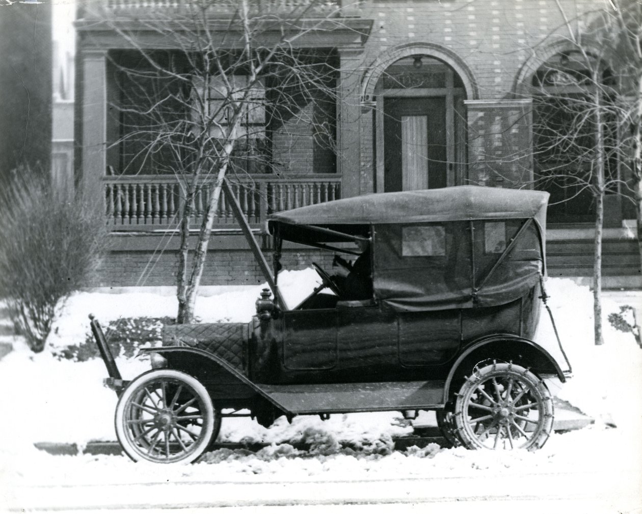 Hermann von Schrenk 1916 Ford