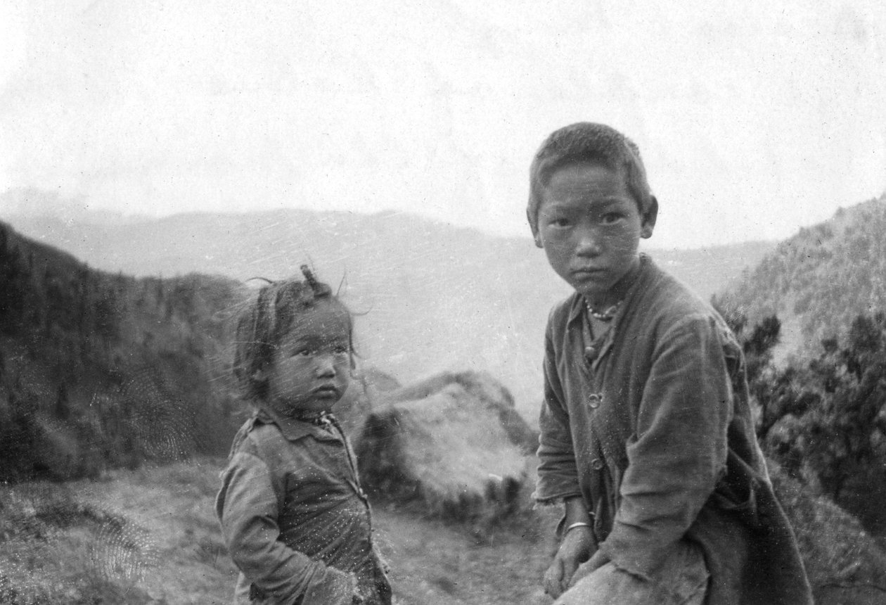 Tepe kabilesi çocukları, Chakrata, 1917 by Unbekannt