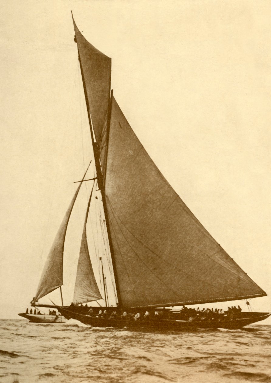 Majestelerinin Yat Britannia, c1930. by Unbekannt