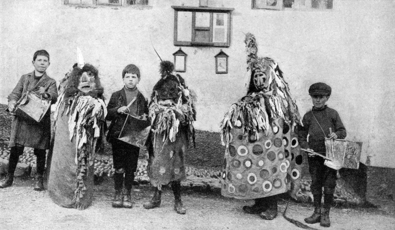 Hobi atı, 1 Mayıs törenleri, Somerset, c1922 by Unbekannt