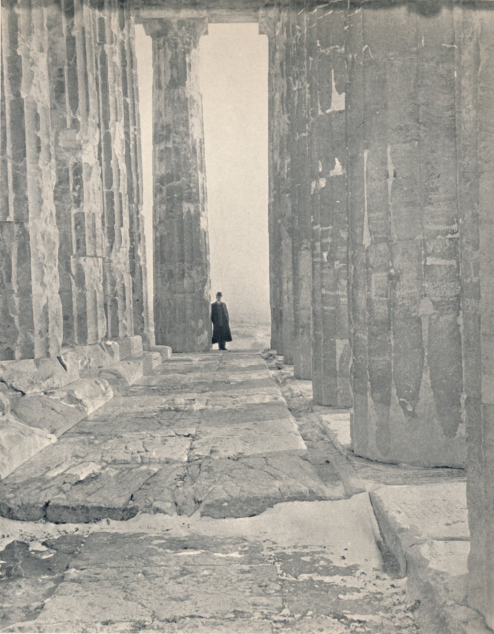 Parthenon Portikosunda, 1913 by Unbekannt