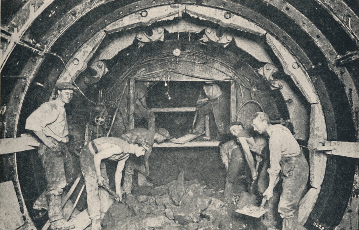 Greathead Tünel Kalkanının İçinde, 1926 by Unbekannt