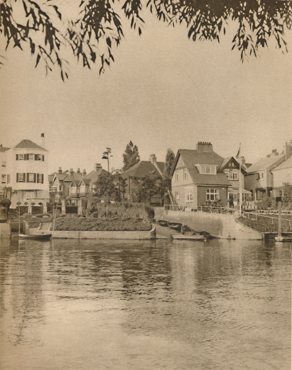 Twickenham Kasabasına Sadece Bir Penny: Ünlü Bir Şarkıya İlham Veren Feribot, c1935. by Unbekannt