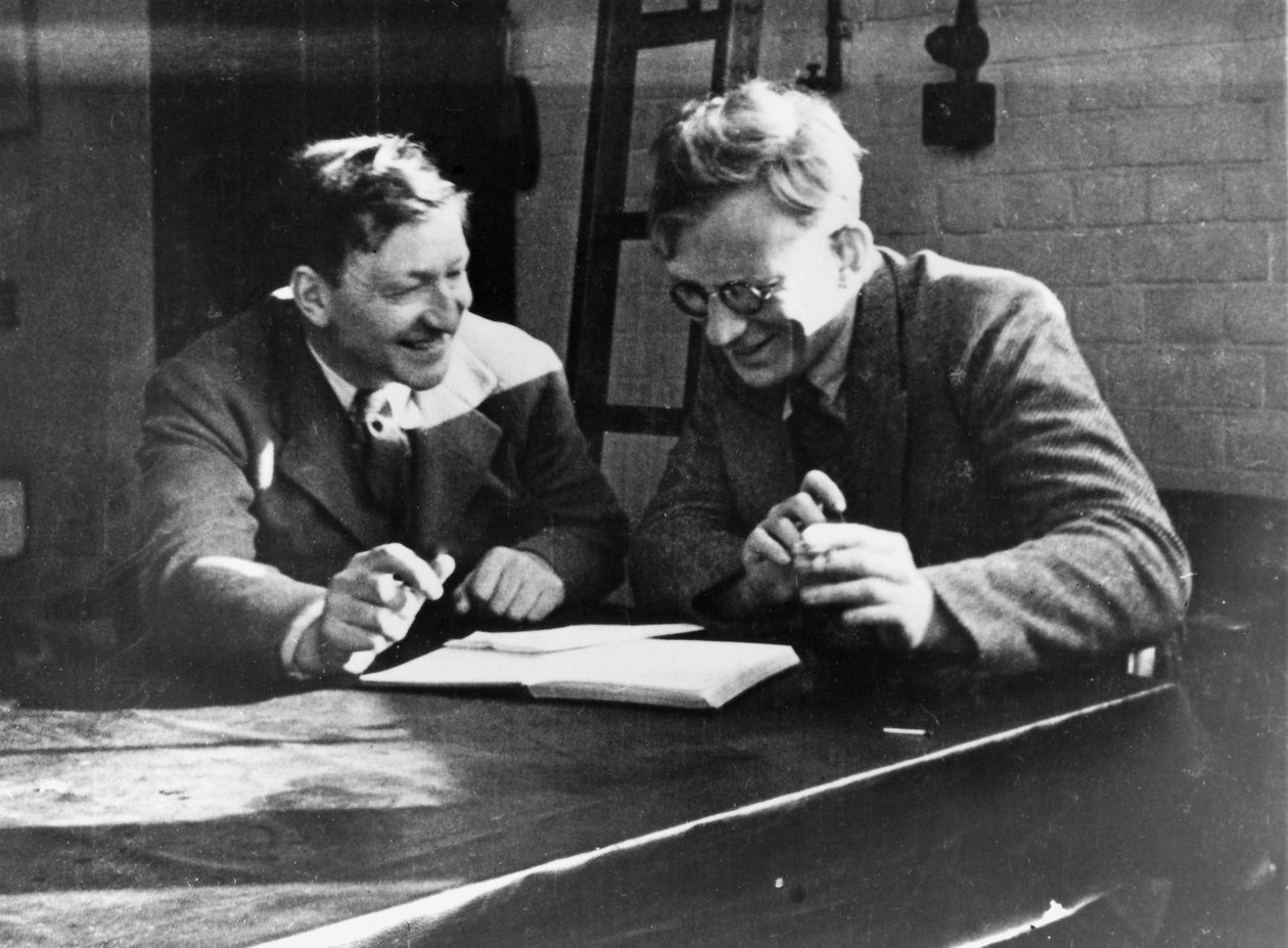 John Cockcroft ve George Gamow, 1930 dolayları by Unbekannt