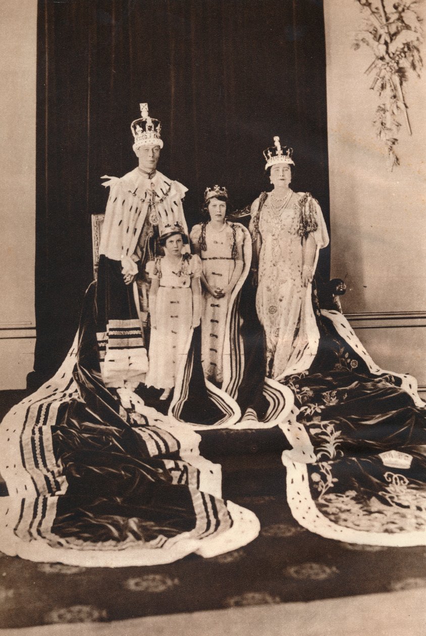 Kral George VI ve Kraliçe Elizabeth, taç giyme günlerinde, 1937. by Unbekannt