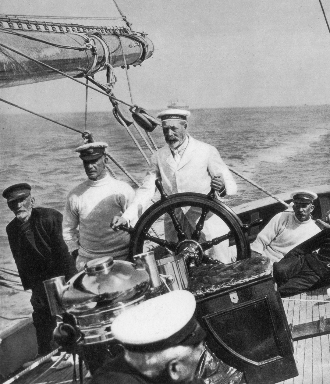 Kral George V, yat Britannia