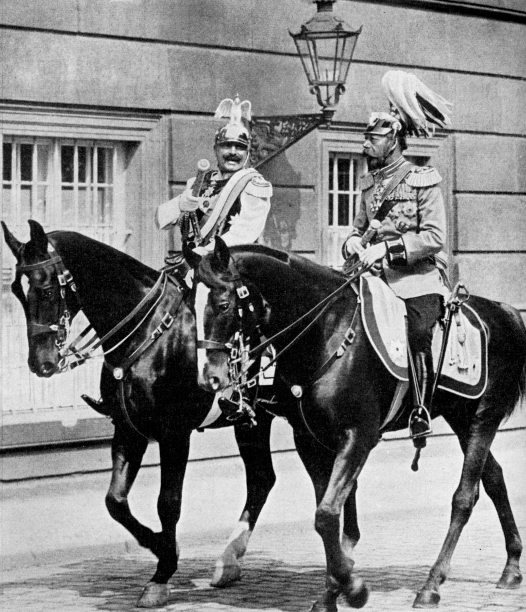Büyük Britanya Kralı V. George ve Almanya Kralı II. Wilhelm, 1913 1951 by Unbekannt