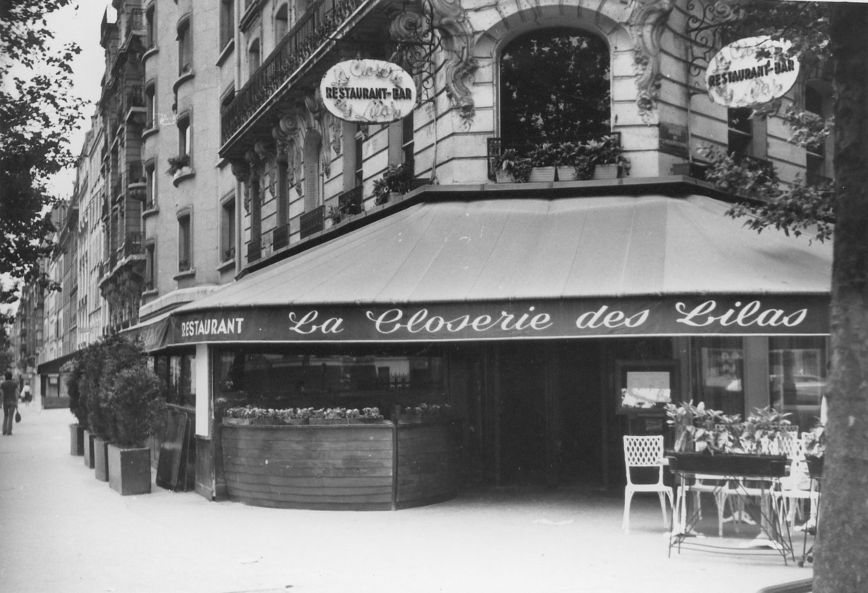La Closerie des Lilas, Montparnasse. by Unbekannt