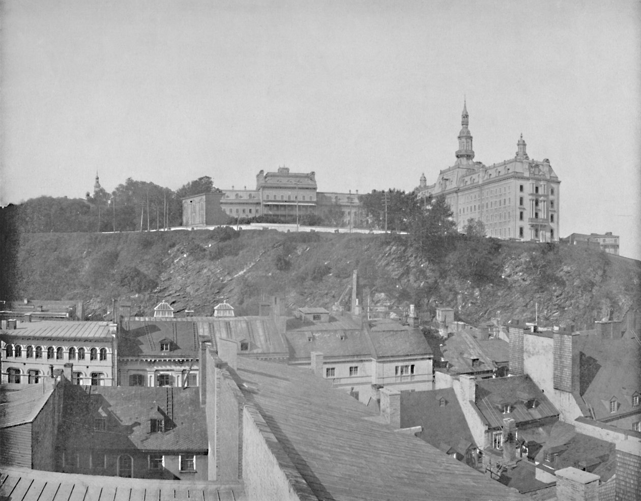 Laval Üniversite Binaları, Quebec Şehri, c1897. by Unbekannt
