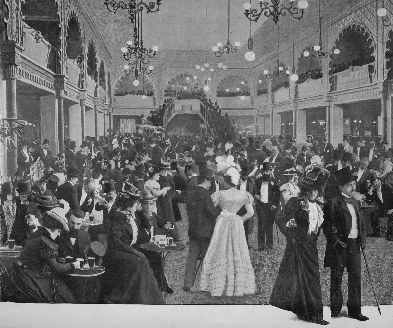 Folies-Bergere Salonu, 1900 by Unbekannt