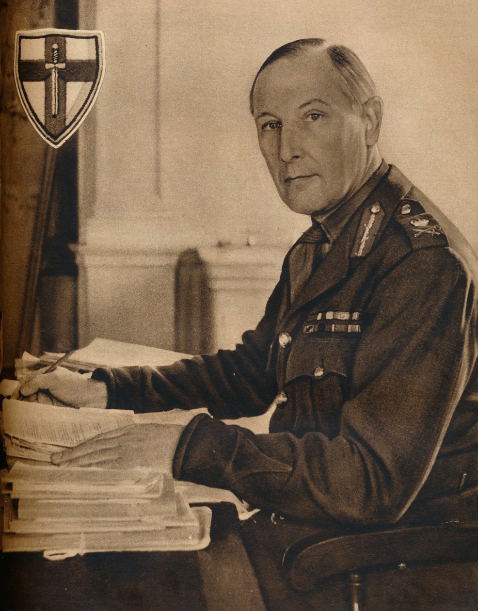 Britanya Haçlılarının Lideri, 1942 by Unbekannt