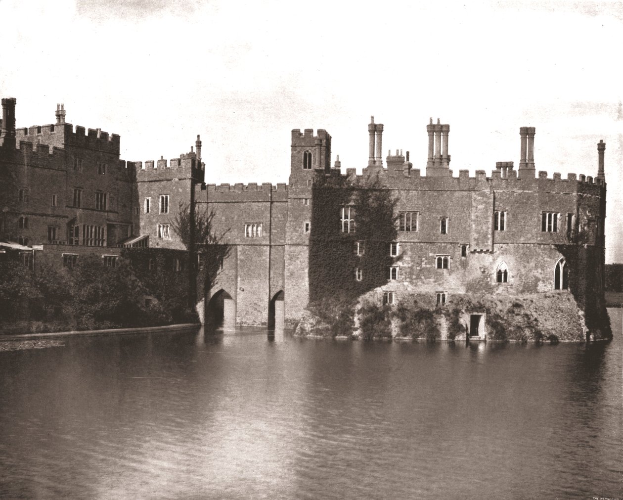 Leeds Kalesi, Maidstone, Kent, 1894. by Unbekannt