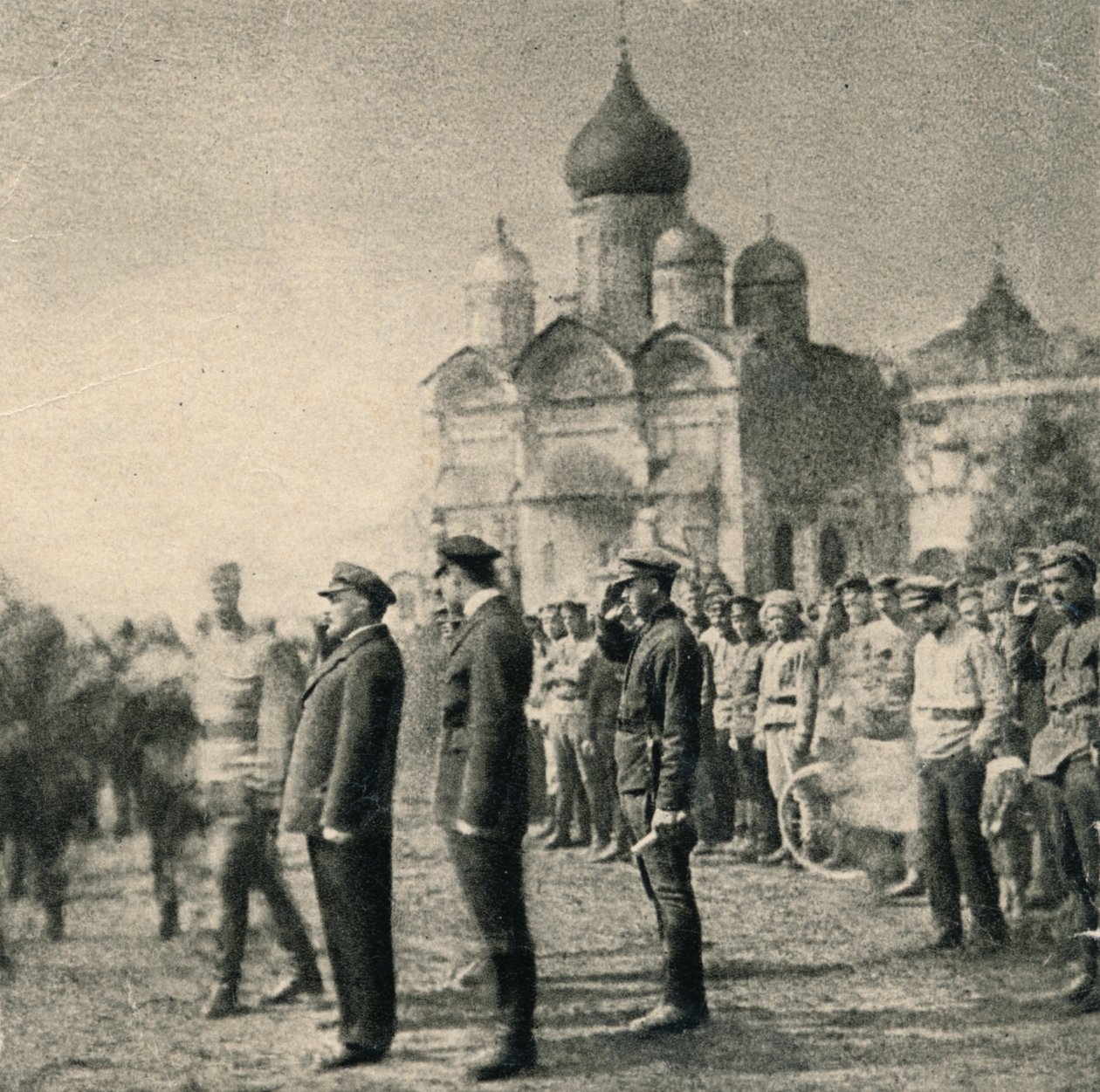 Lenin, Birinci Moskova Sovyet Makineli Tüfek Komutanlığı Okulu