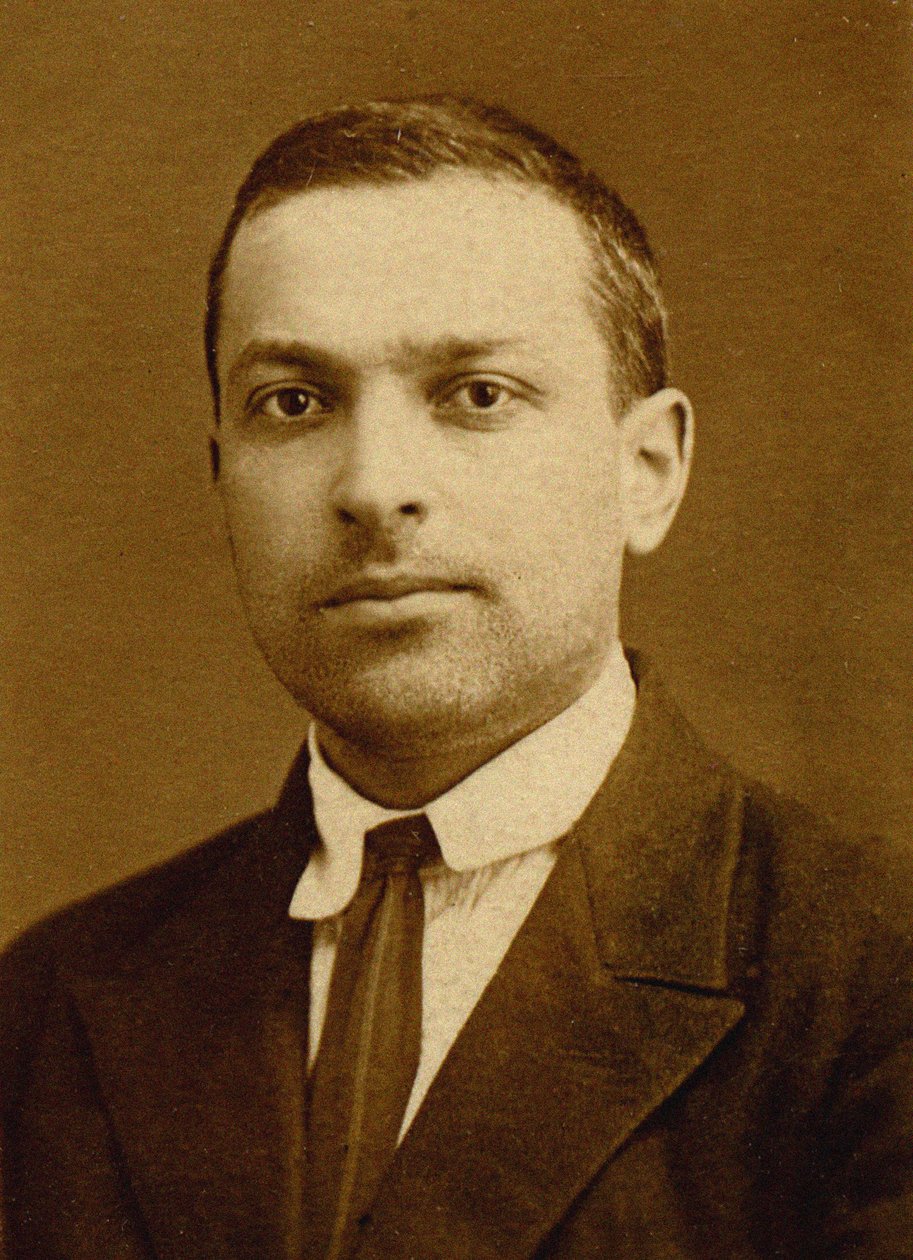 Lev Semyonoviç Vygotsky 1896-1934 by Unbekannt