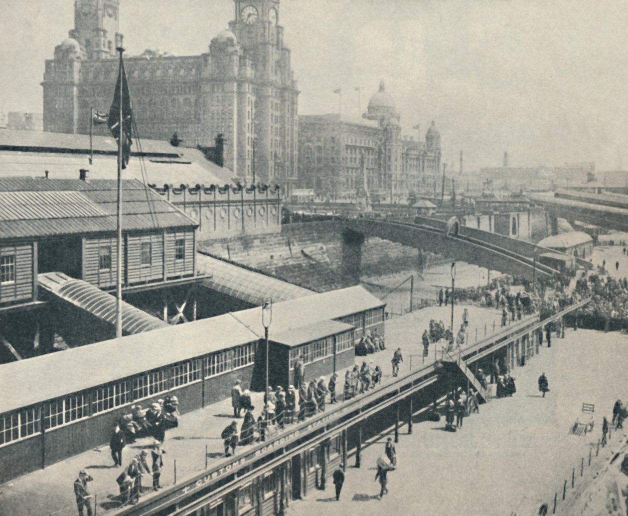 Liverpool Landing Stage, 1937