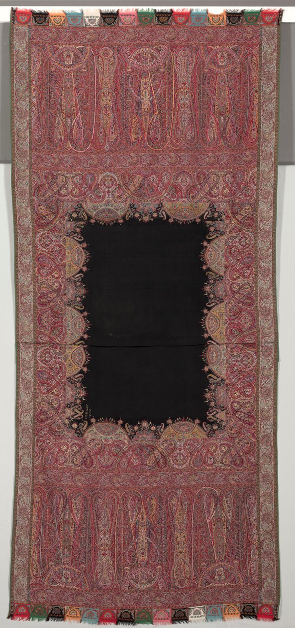 Siyah Merkezli Uzun Şal ve Chinoiserie Tarzında Egzotik Dört Taraflı Galeri, 1840