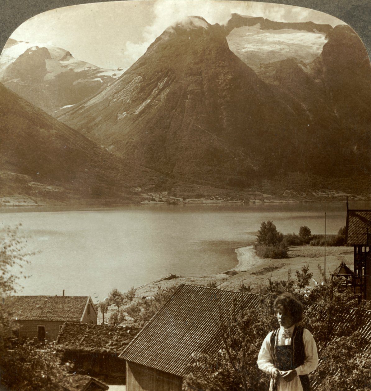 Hjelle