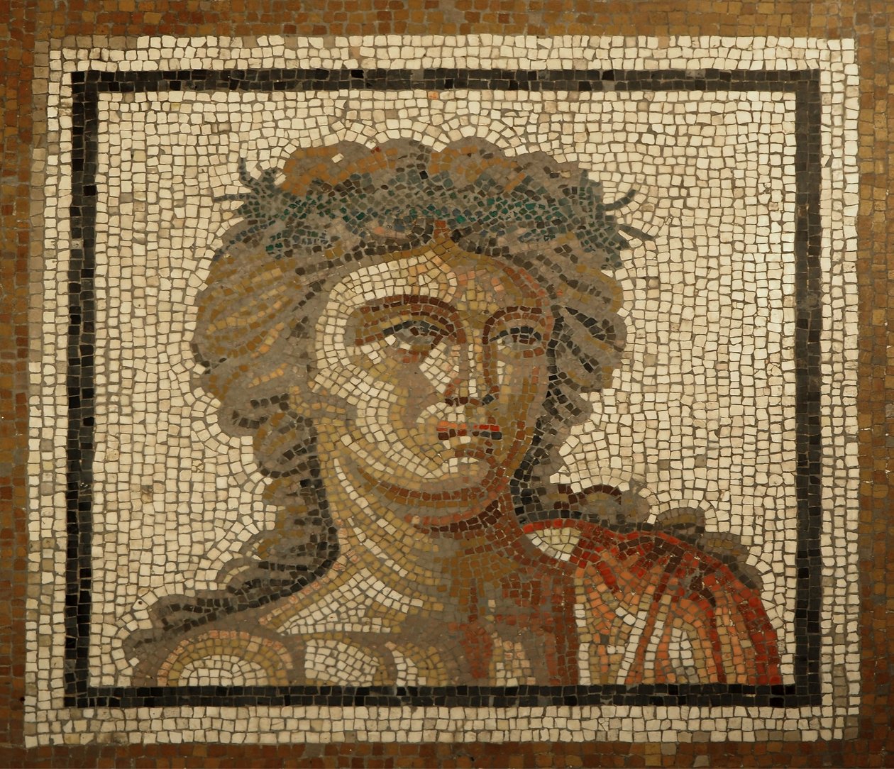 Lyon, Auvergne bölgesi, Rhone Alpes, Rhone bölümü. 69000 Bacchus-Dionysus mozaiği. Yay Detayı by Unbekannt