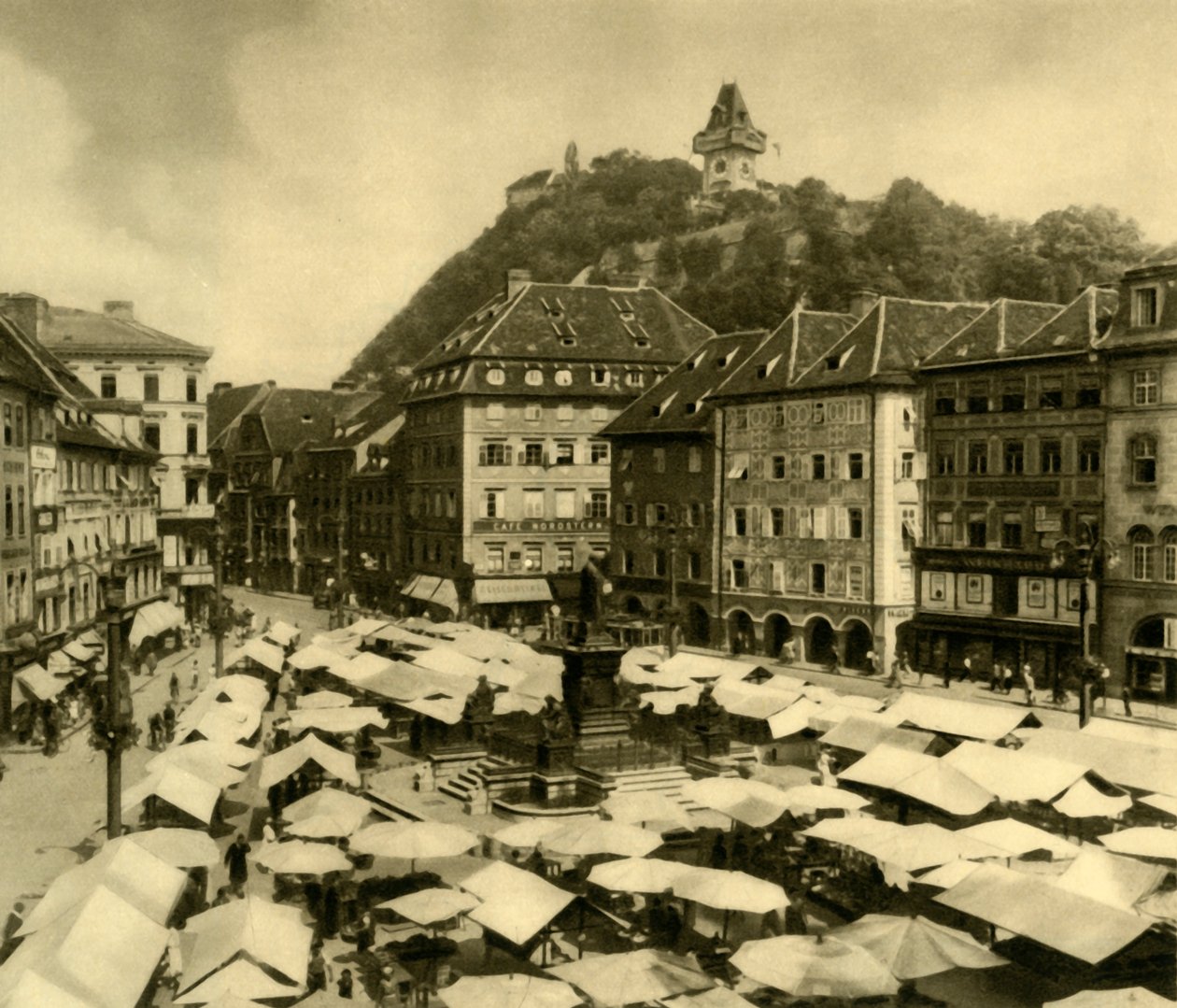 Ana Meydan, Graz, Steiermark, Avusturya, c1935. by Unbekannt