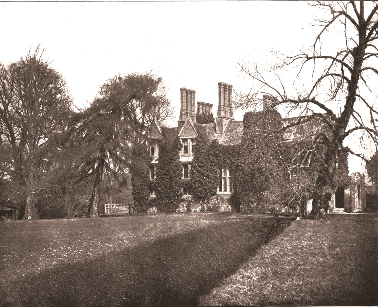 Malikane, Stoke Poges, Buckinghamshire, 1894. by Unbekannt