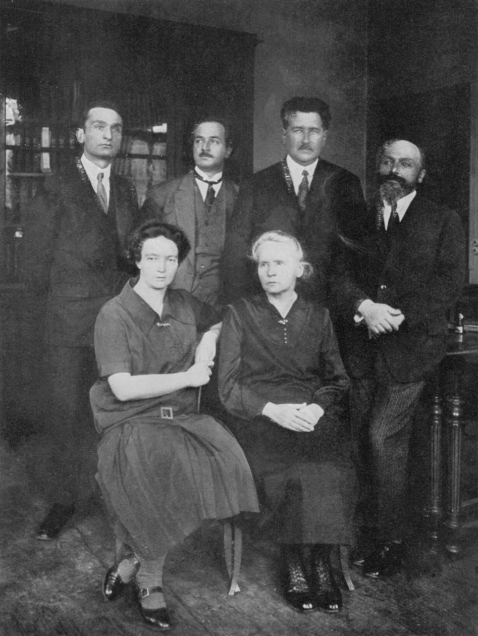 Marie Curie, Polonya doğumlu Fransız fizikçi by Unbekannt