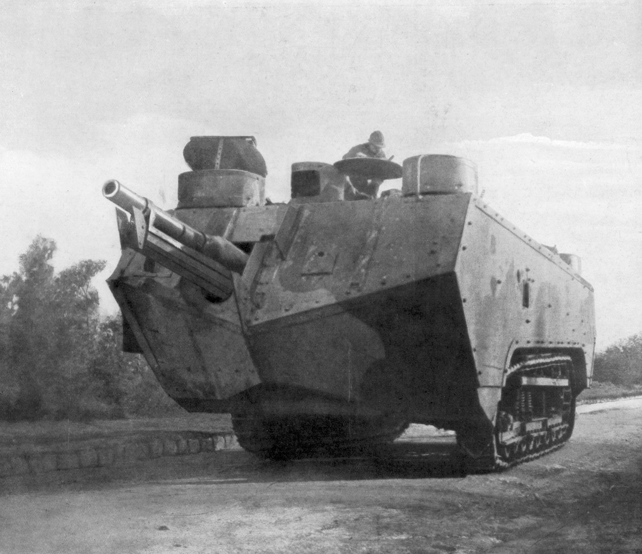 Mobil topçu, Moronvilliers, Fransa, Birinci Dünya Savaşı, 5 Mayıs 1917 by Unbekannt