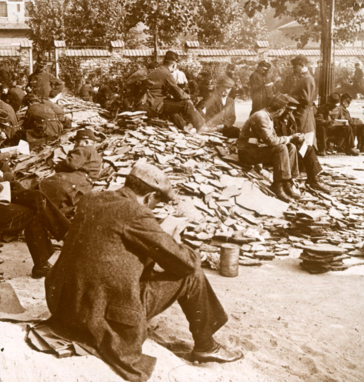 Seferberlik, Paris kışlası, c1914 by Unbekannt