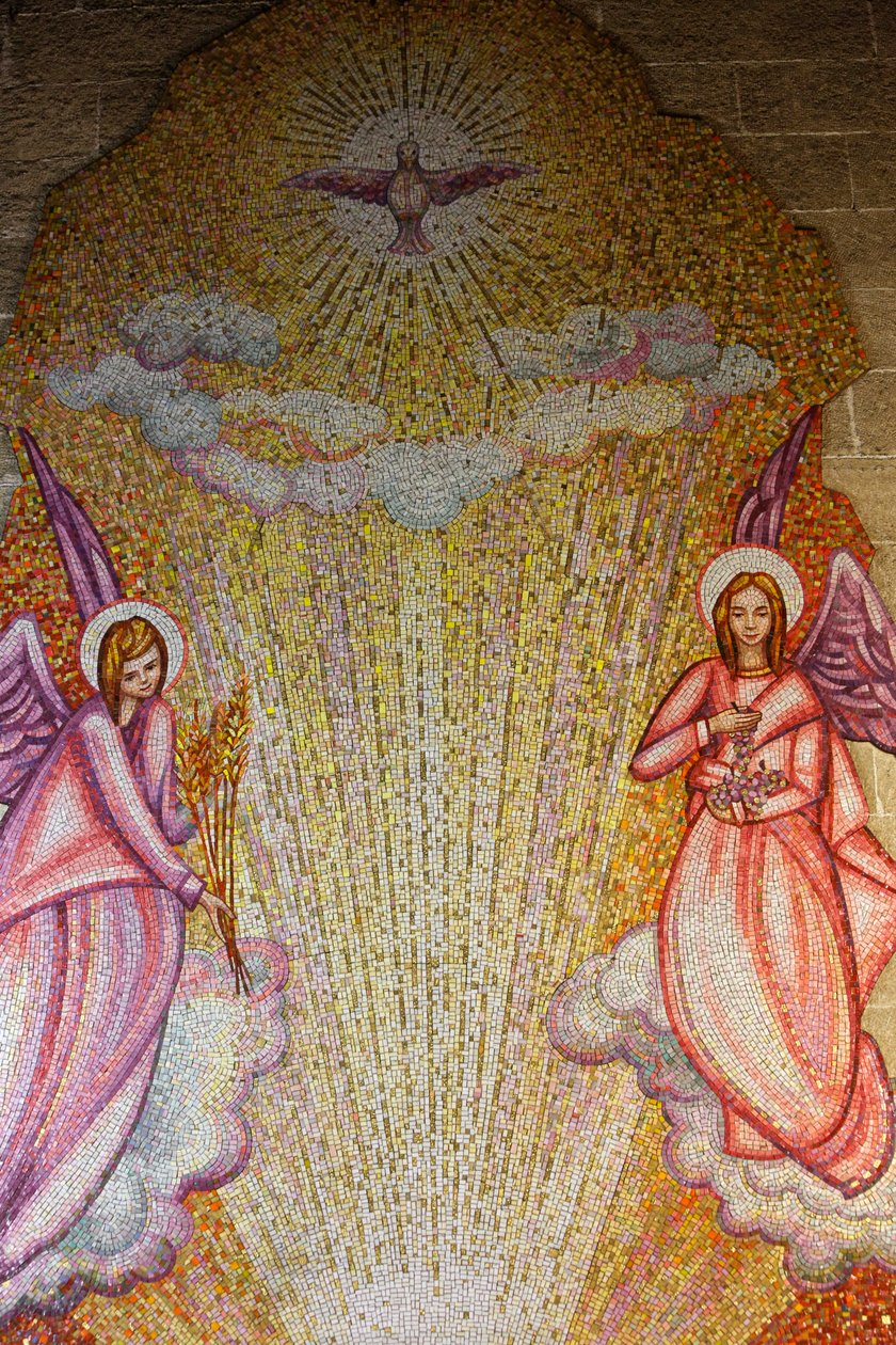 Sacro Cuore di Gesu kilisesinde mozaik: melekler ve kutsal hayalet, Gelibolu, İtalya by Unbekannt