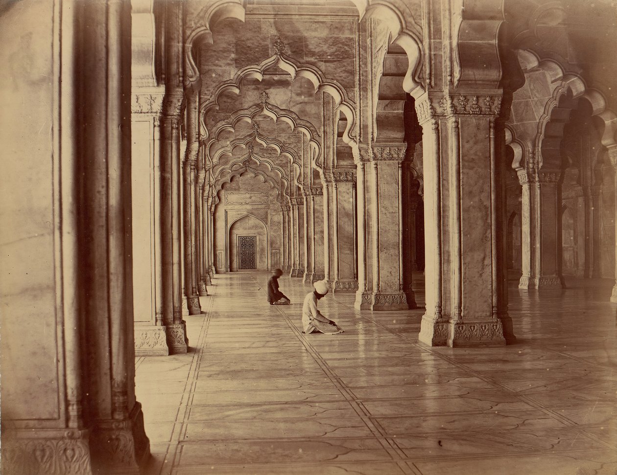 Moti Mescidi: Agra Kalesi