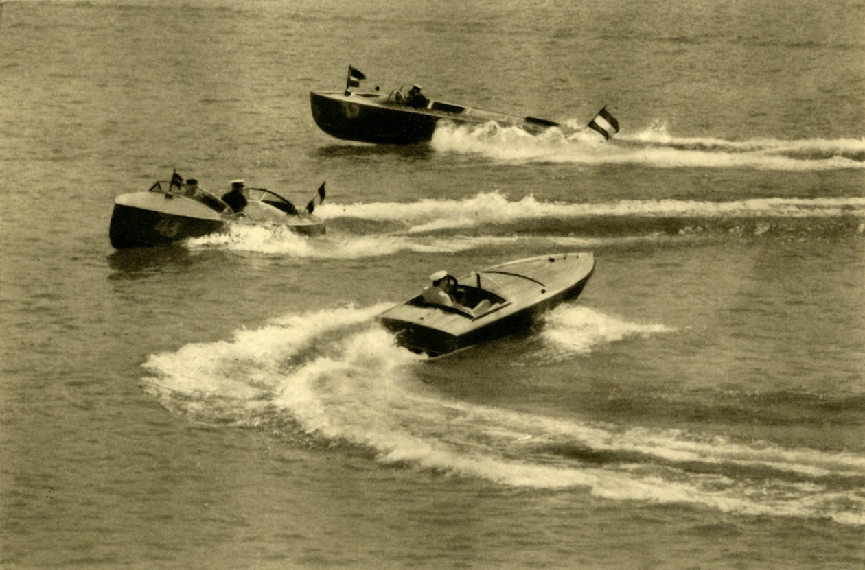 Motorlu tekne yarışı, Wörthersee, Carinthia, Avusturya, c1935. by Unbekannt