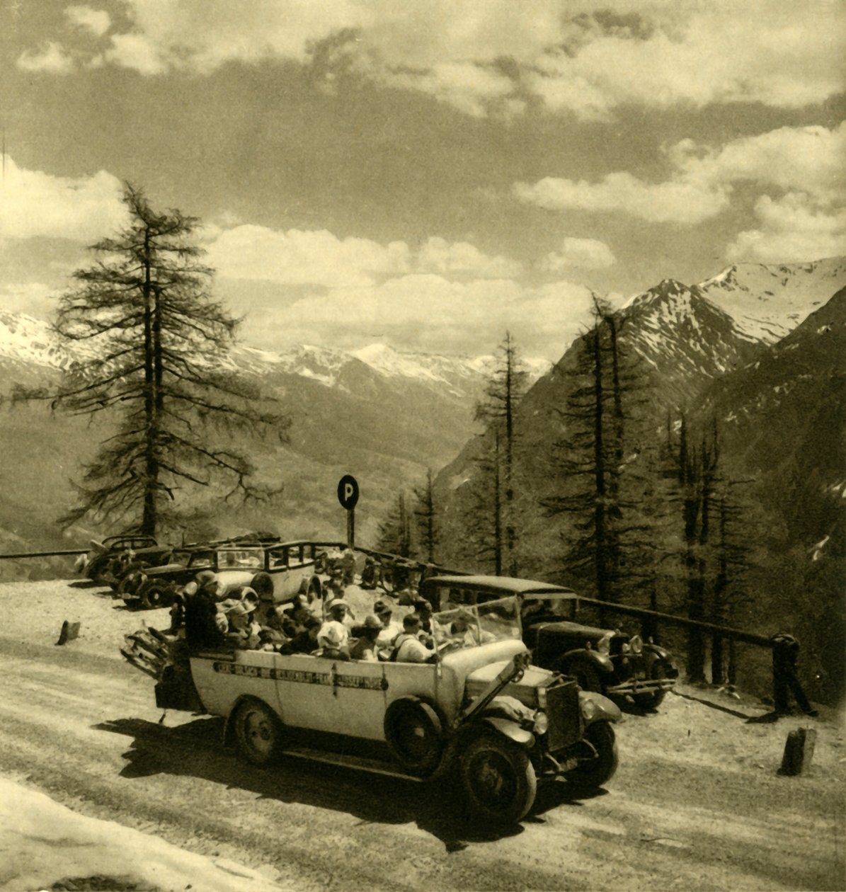 Grossglockner Yüksek Alp Yolu üzerindeki Schöneck