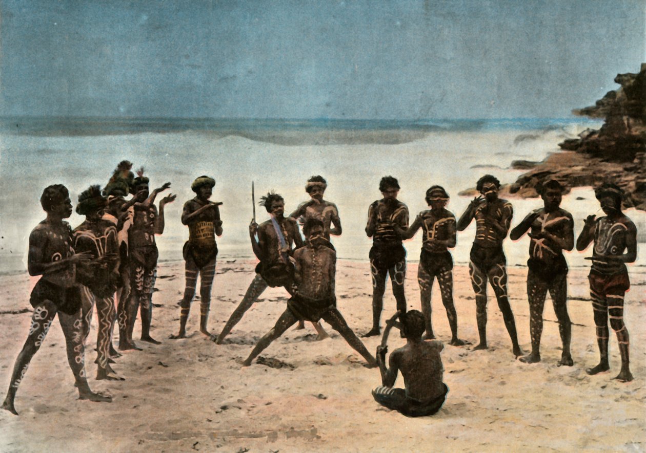 Yeni Gine. Barioles Papualarının Dansı, Papua Yeni Gine. Kabile Papua Dansı, 1900. by Unbekannt