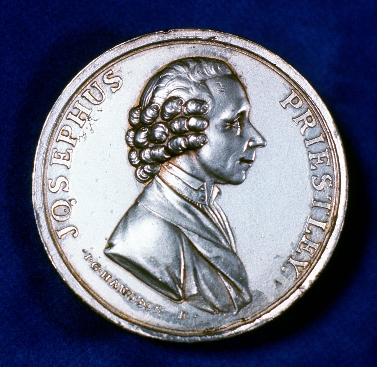 Joseph Priestley 1733-1804 için hatıra madalyasının ön yüzü, 1803 by Unbekannt