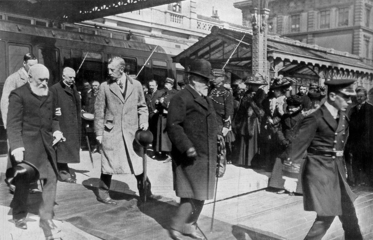 Son Kez Ülkesine Giden Yolda, King Edwards Biarritz