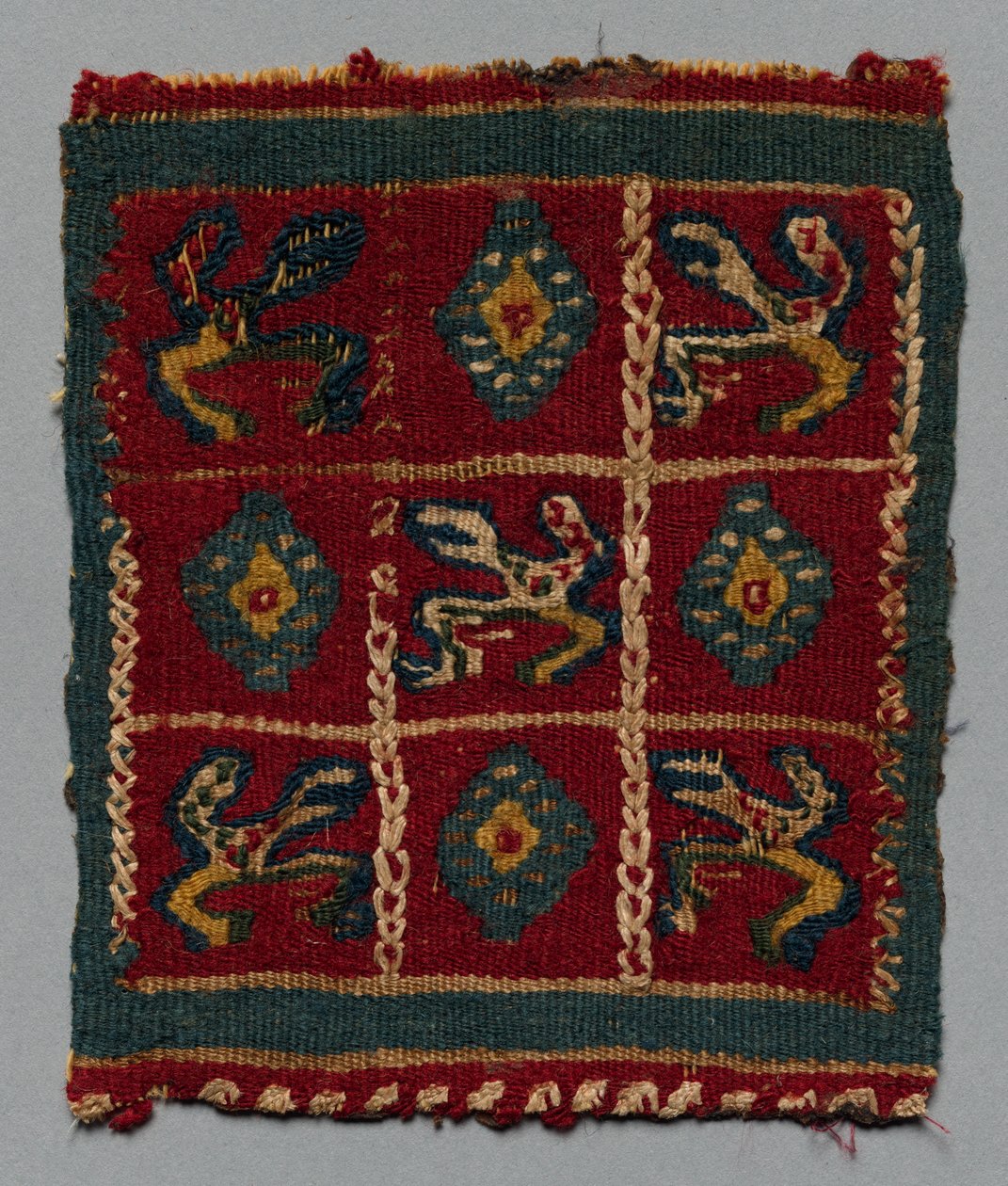 Süs Meydanı, 400