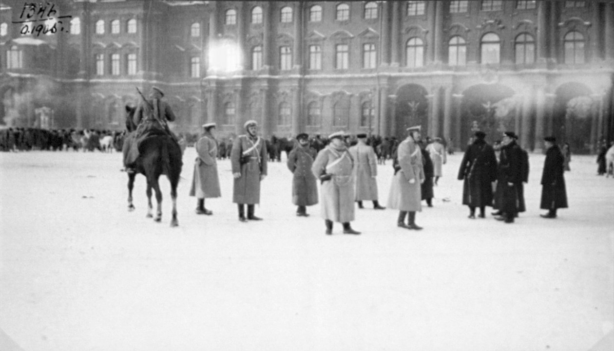 Saray Meydanı, St Petersburg, Rusya, Kanlı Pazar günü, 1905 by Unbekannt