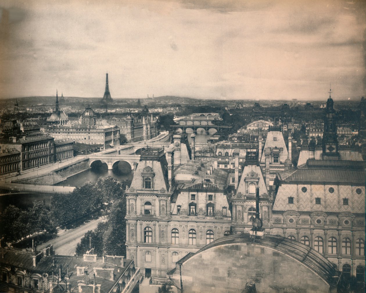 Paris. - Sekiz Köprü Panoraması. -LL, c1910. by Unbekannt