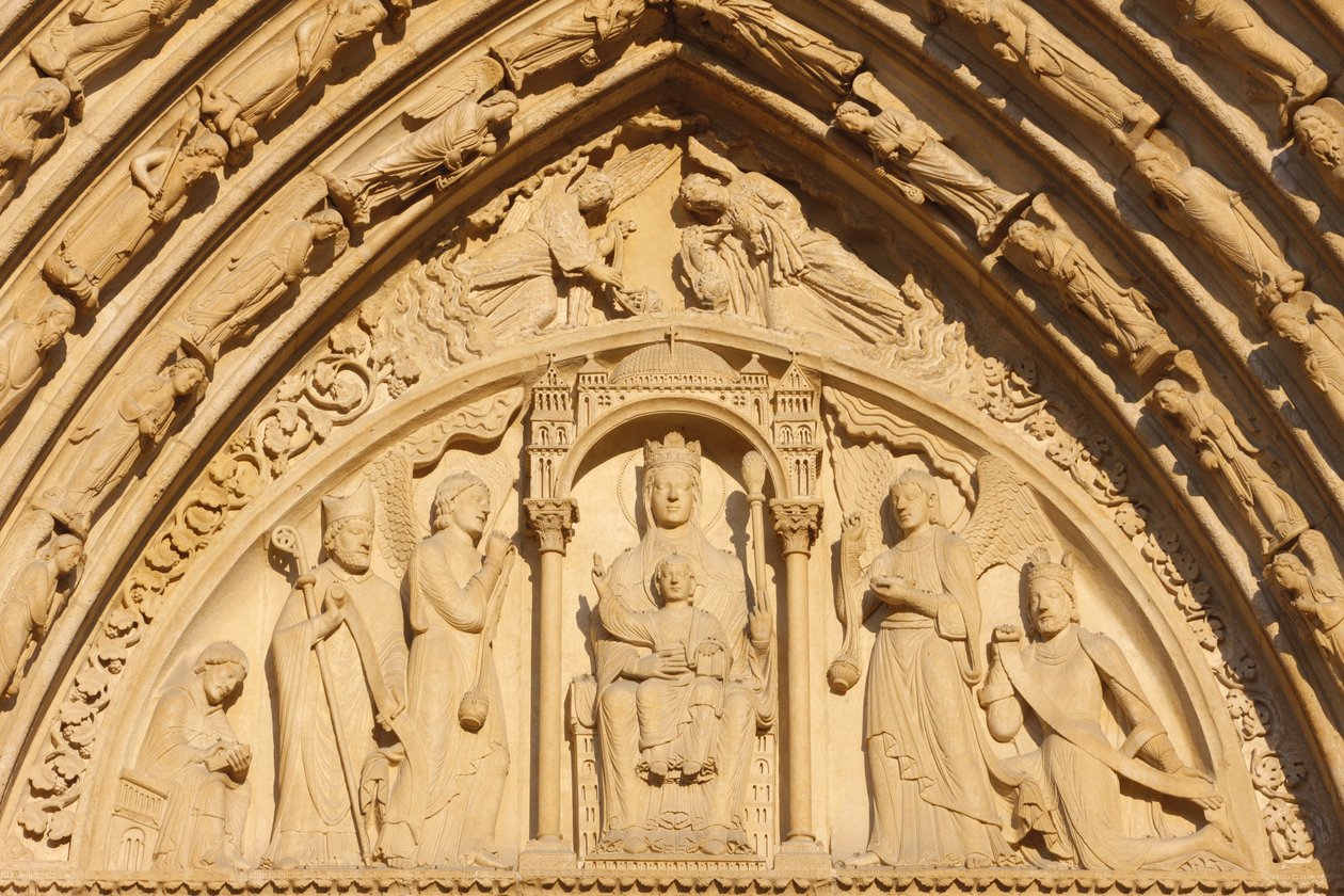 Paris Notre Dame Katedrali batı kanadı: Saint Anne