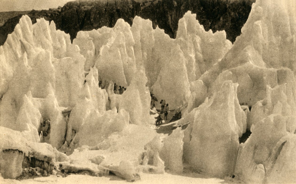 Doğu Rongbuk Buzulu Geçişi, c1918-c1939. by Unbekannt