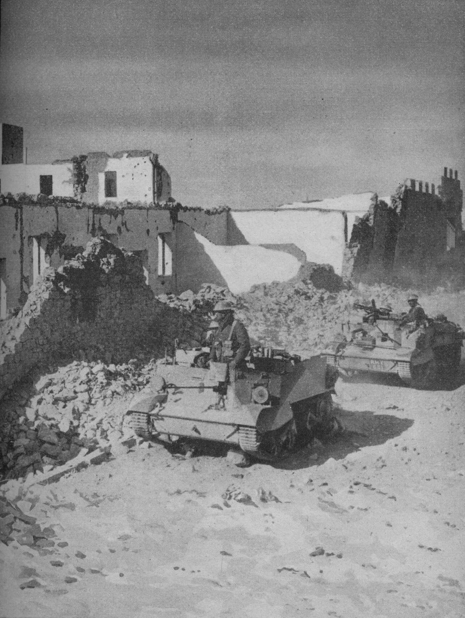 Geçmiş Grazianilerin Parçalanmış Kaleleri Fatihlerin Yolunda Yatıyor, 1941. by Unbekannt