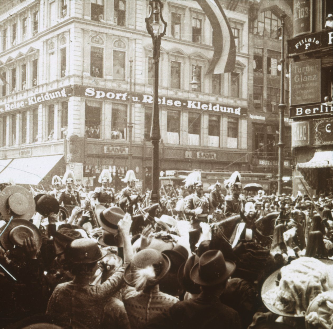 Paul von Hindenburg, Berlin, Almanya, c1914-c1918 by Unbekannt