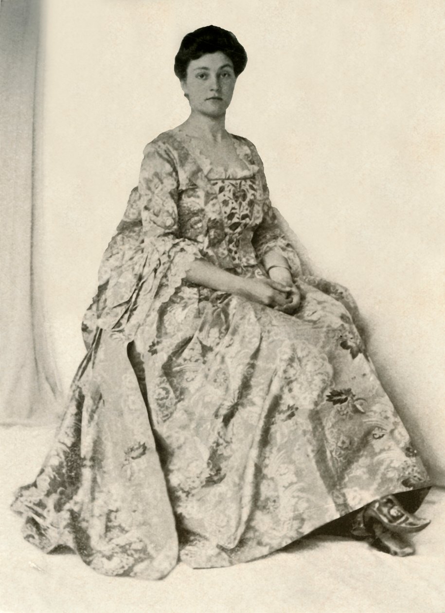 İpek işlemeli mide ile bir kincob brokar fotoğrafı, c1750, 1937. by Unbekannt
