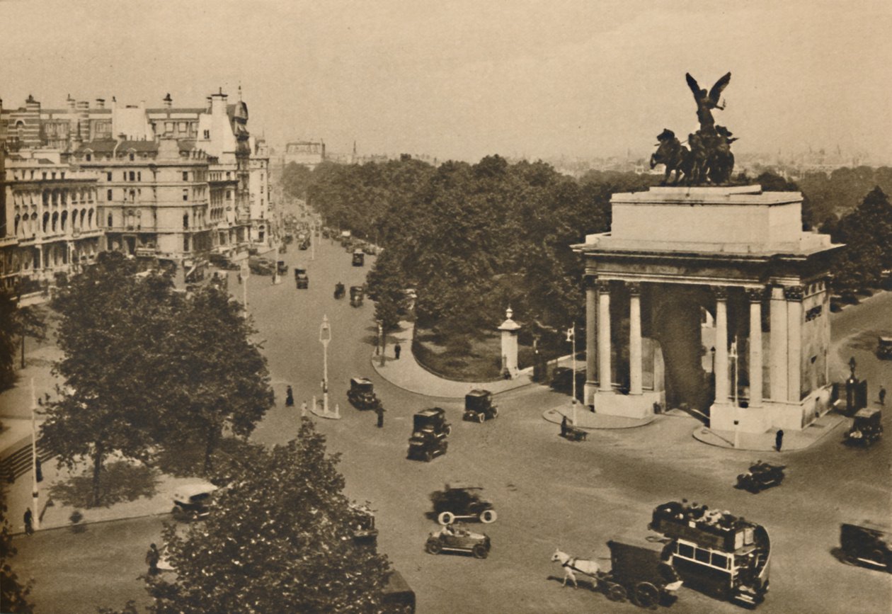 Piccadilly ve Anayasa Tepesi