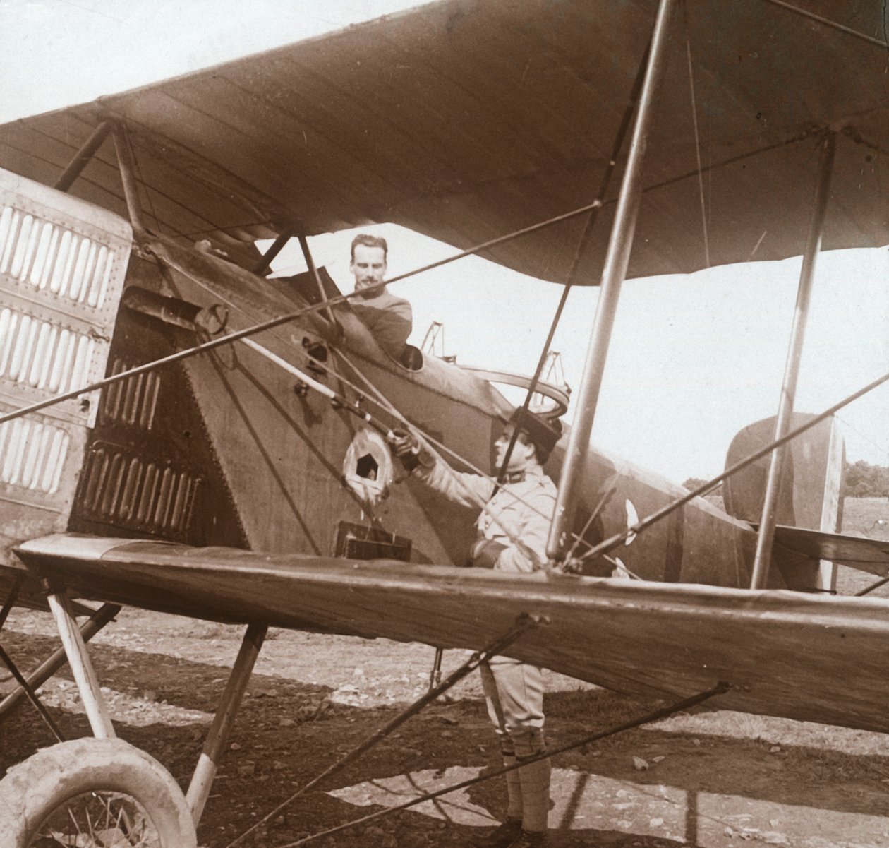 Çift kanatlı pilot, c1914-c1918 by Unbekannt