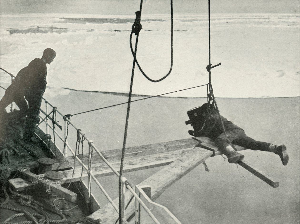 Ponting Görüntü Yönetmenleri The Bow of the Terra Nova, c19101913, 1913 by Unbekannt