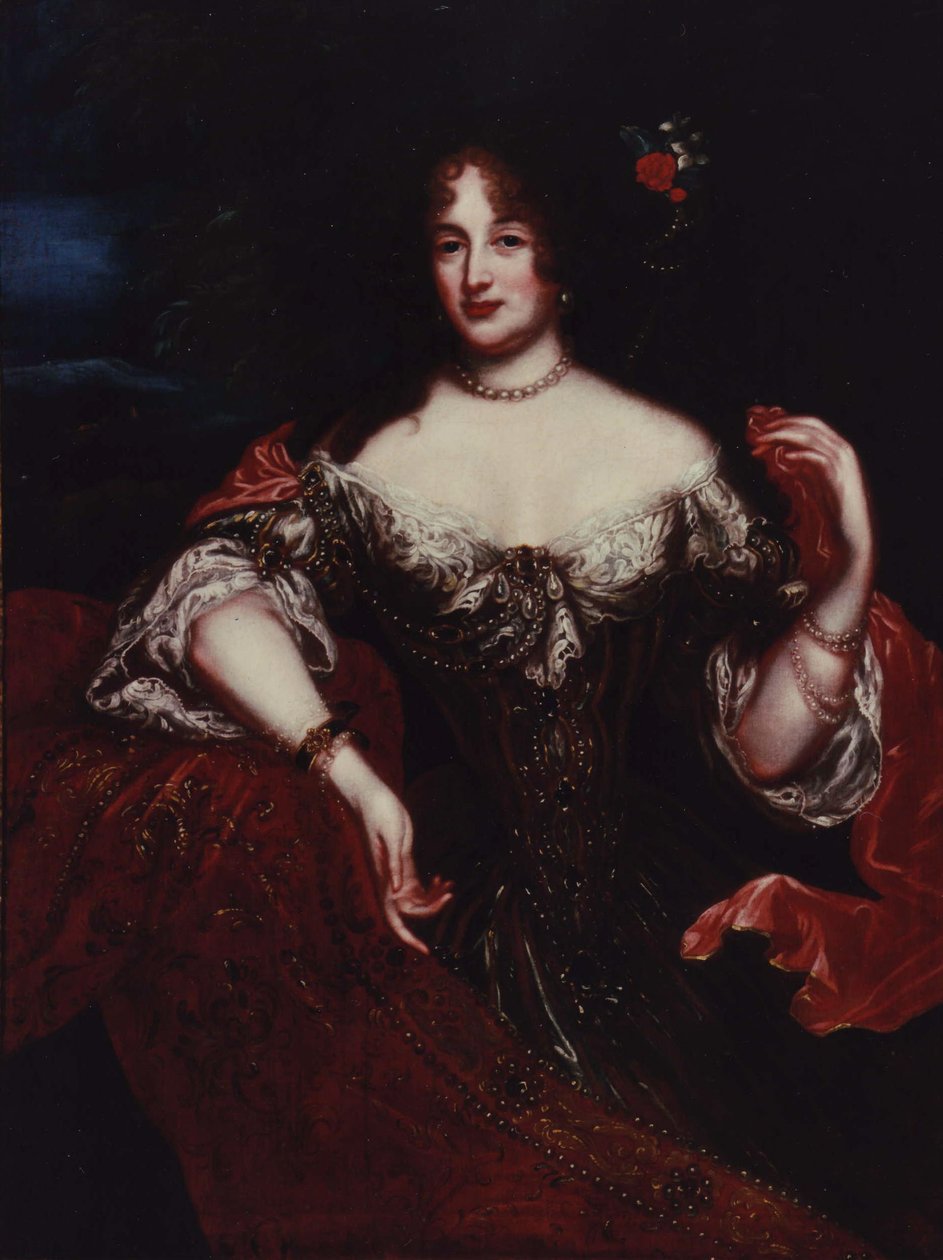 Platen-Hallermund Kontesi Clara Elisabeth